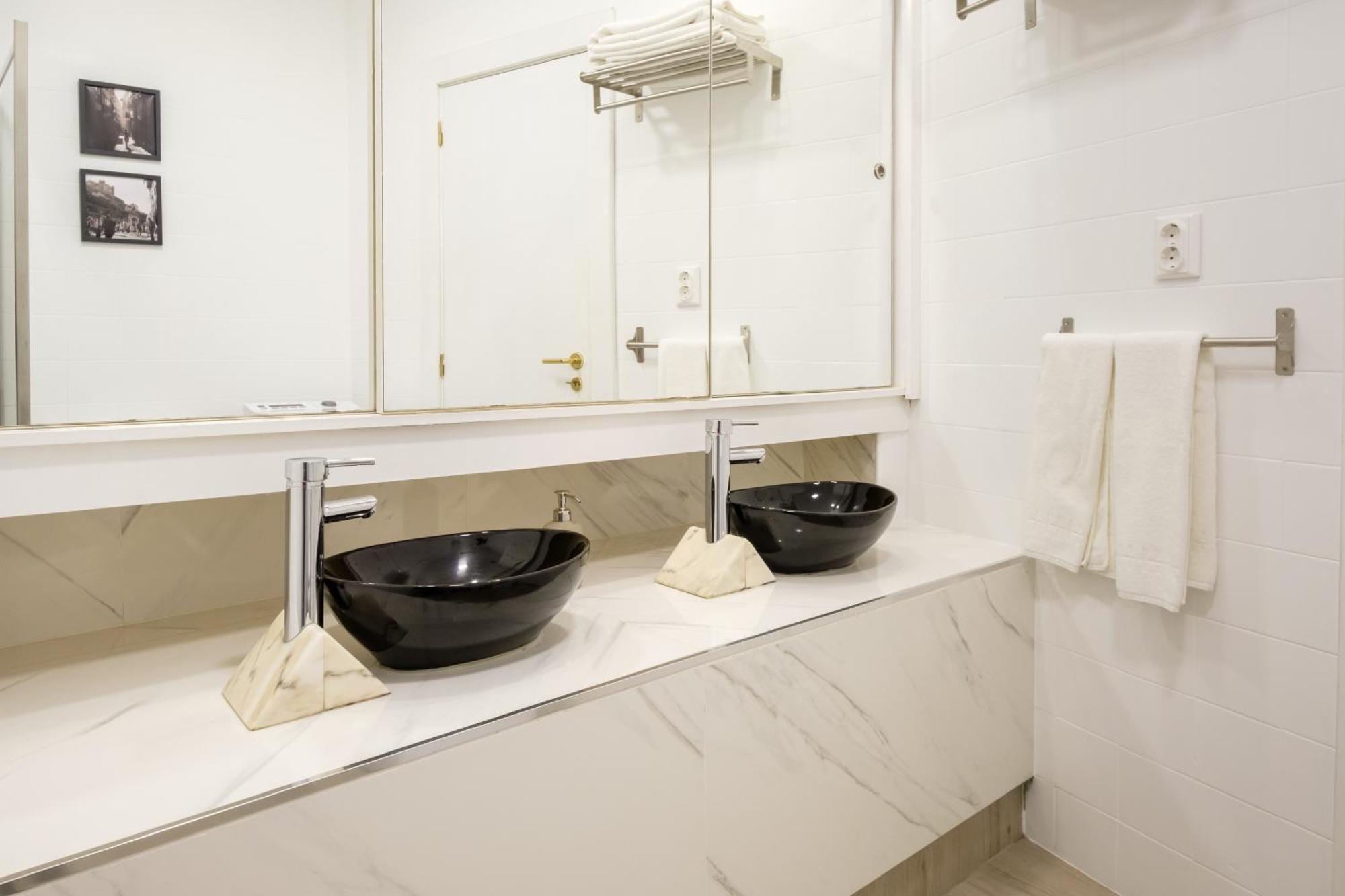 פורטו Alegria Colour Apartments מראה חיצוני תמונה